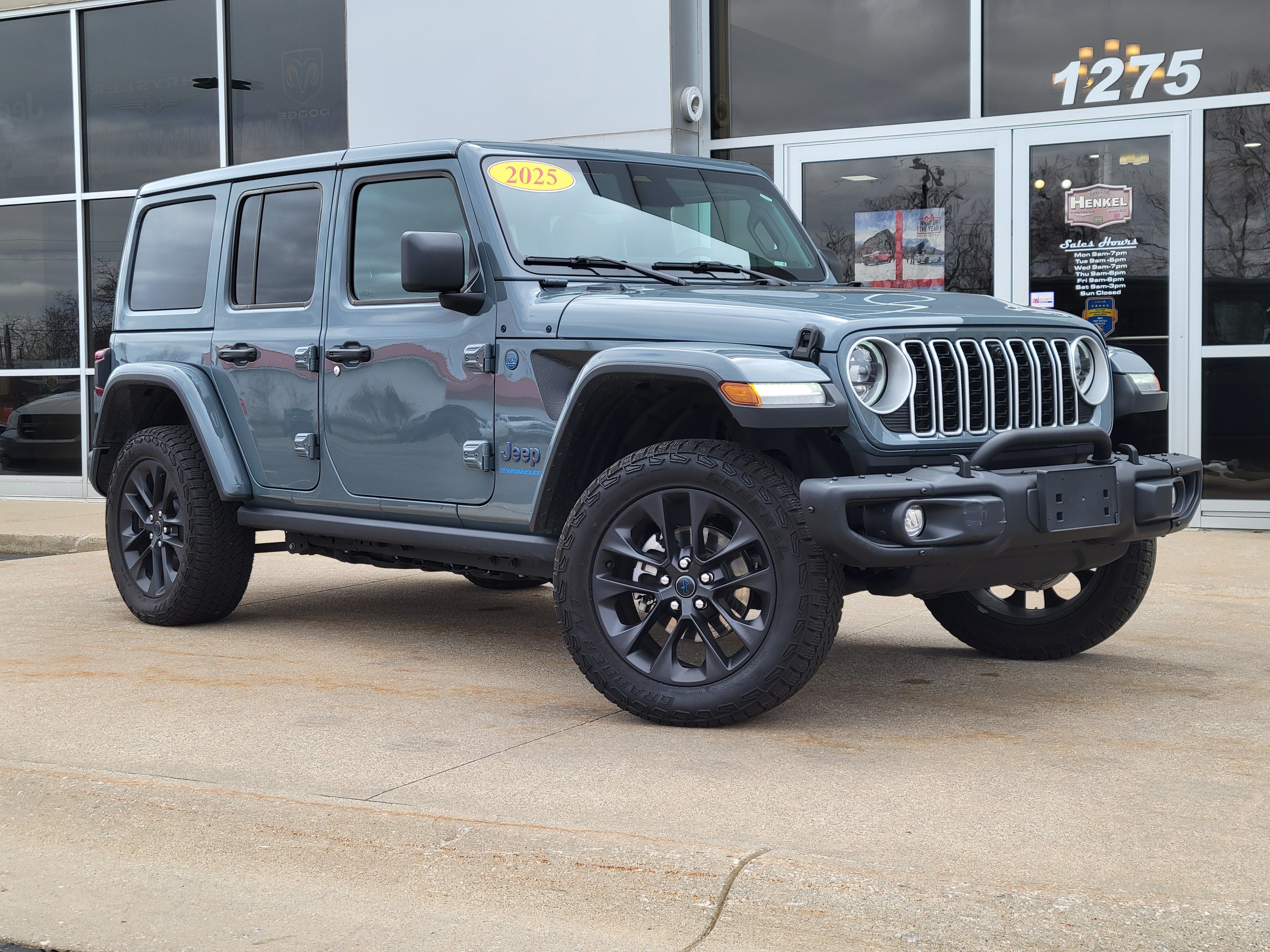 2025 Jeep Wrangler 4xe Backcountry 4xe in Anvil Clearcoat — front three-quarter view