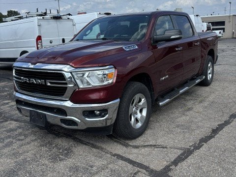 2019 RAM 1500 Big Horn/Lone Star Crew Cab 4x4 5'7' Box in Delmonico Red Pearlcoat — front three-quarter view