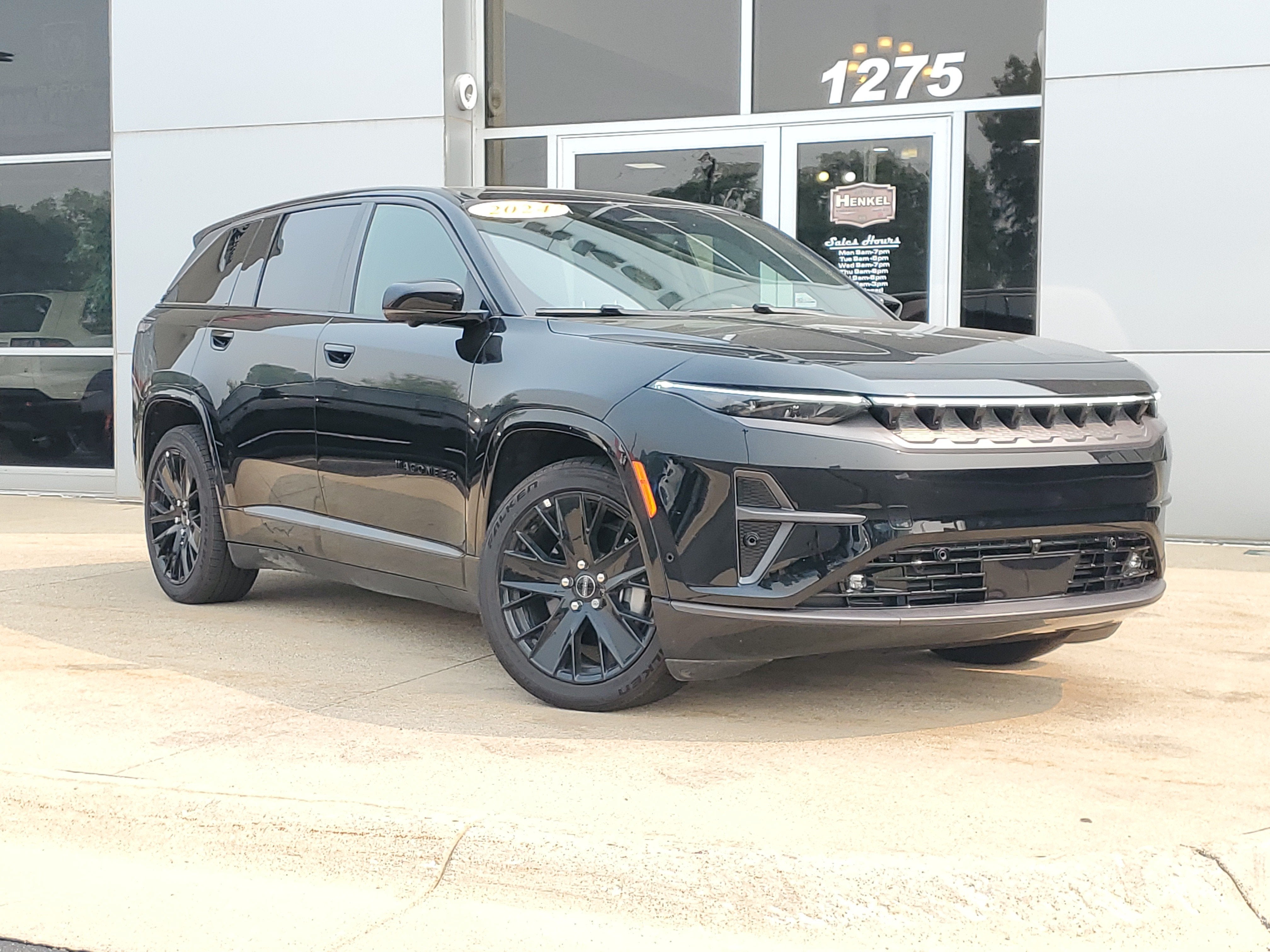 2024 Jeep Wagoneer S