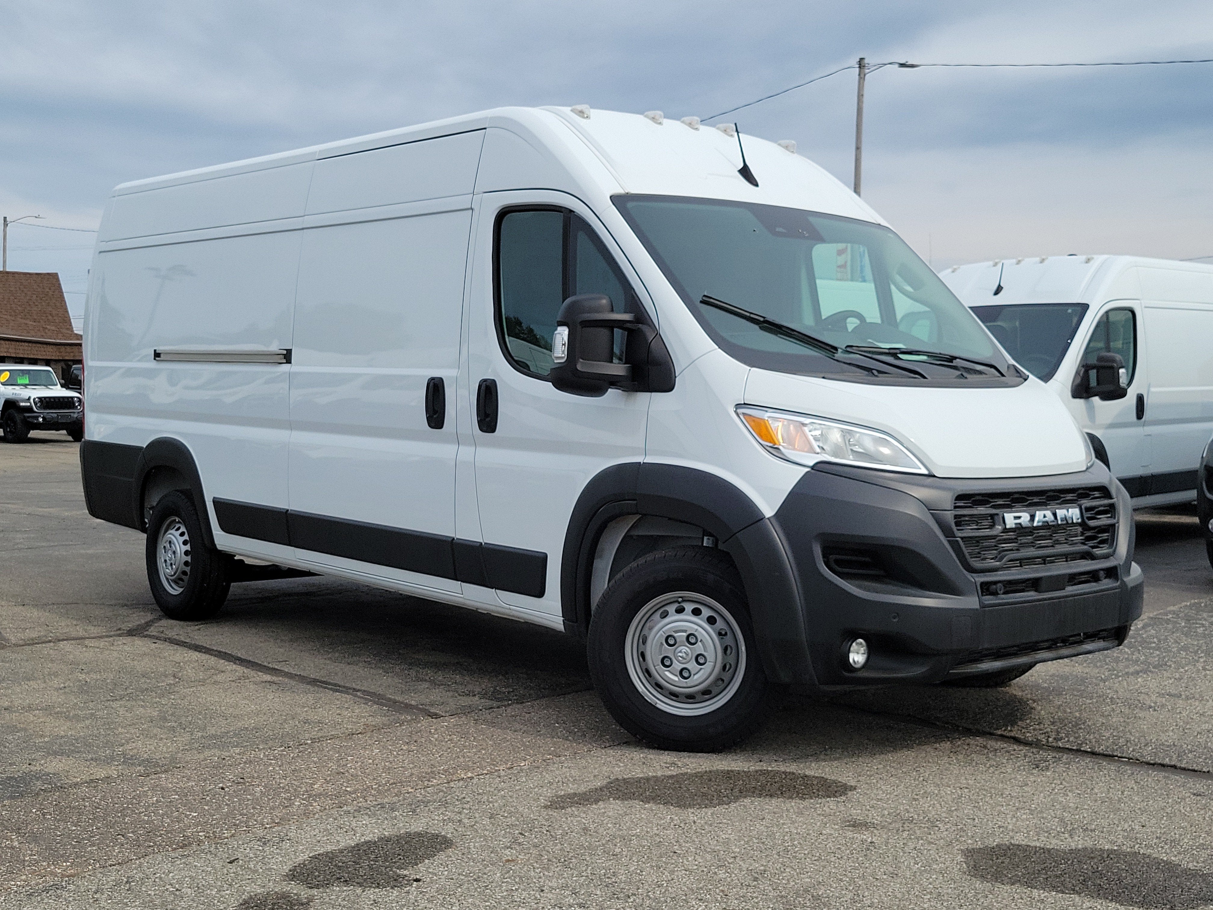 2025 RAM ProMaster 3500 Cargo Van Tradesman High Roof 159' WB EXT in Bright White Clearcoat — front three-quarter view