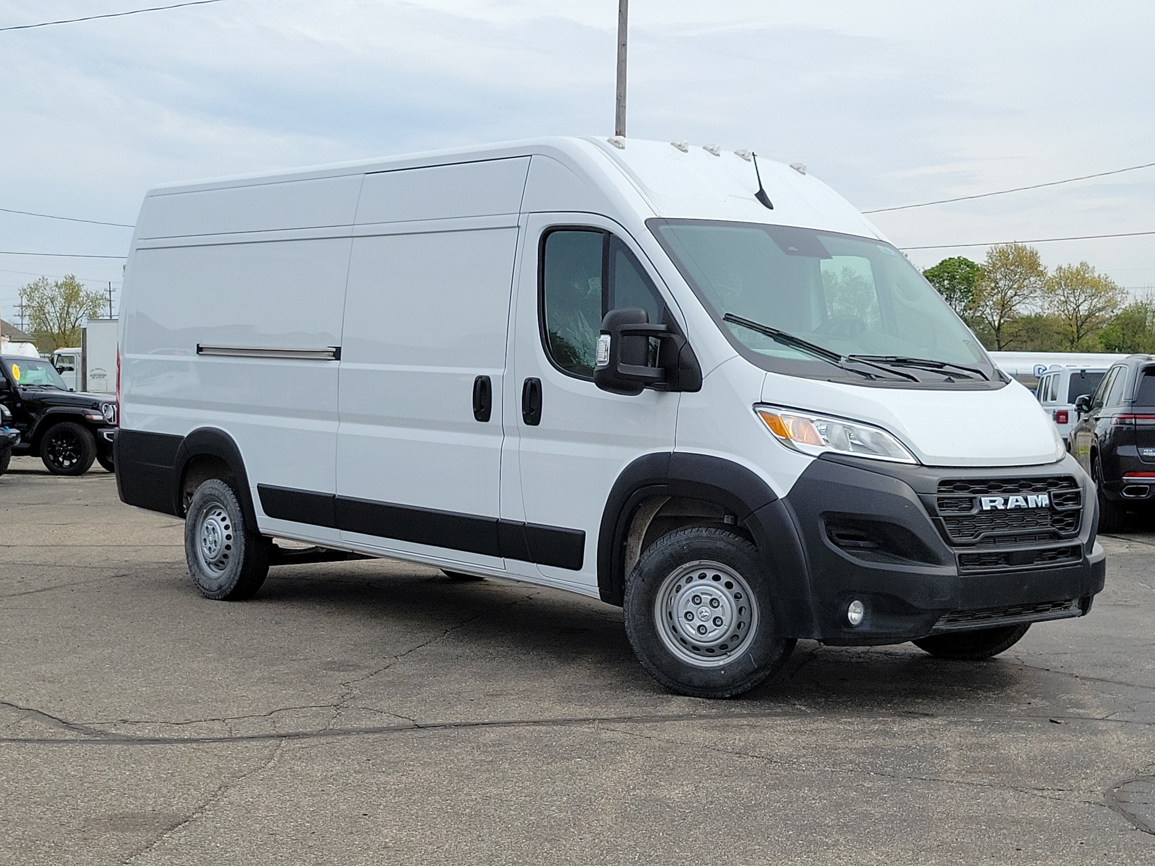 2025 RAM ProMaster 3500 Cargo Van Tradesman High Roof 159' WB EXT in Bright White Clearcoat — front three-quarter view